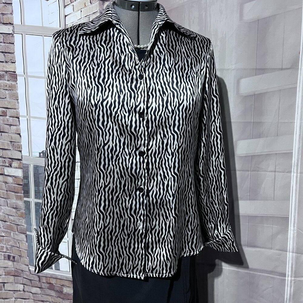 Women's Kasper Size 2 Zebra Print Blouse - Polyester Dry Clean Only